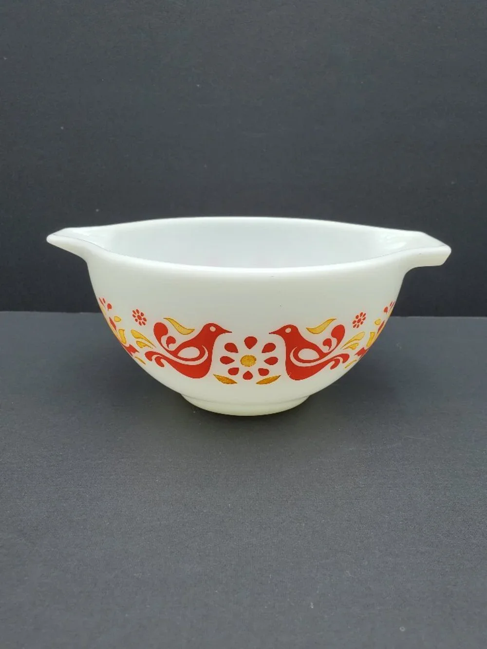 Pyrex Friendship 1.5 Pt Cinderella Mixing Bowl Birdie Pattern 441 Serving Bowl